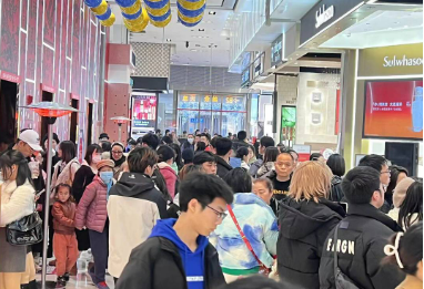 商務(wù)部：2025年提振消費(fèi)列首位 全力以赴穩(wěn)外貿(mào)