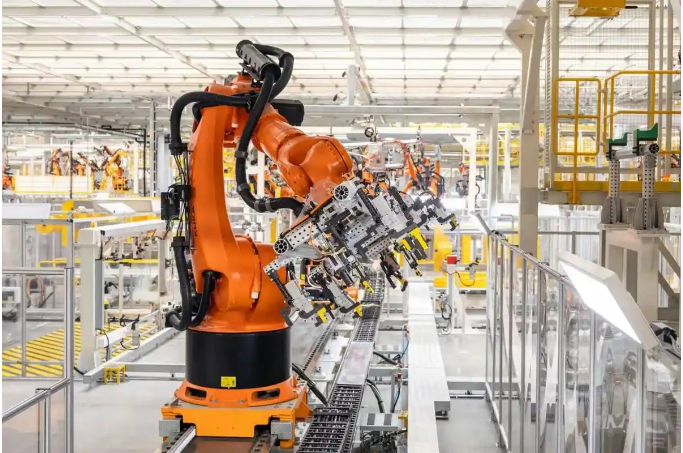 為安徽制造點(diǎn)亮更多“燈塔工廠”注入稅力量