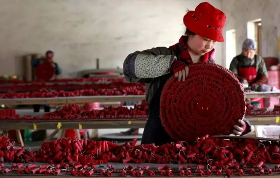 “文化+科技”激發(fā)傳統(tǒng)花炮產業(yè)新動能