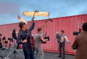 “中國劇本+好萊塢演員” 短劇“出?！贝蜷_中美文化產(chǎn)業(yè)合作新空間