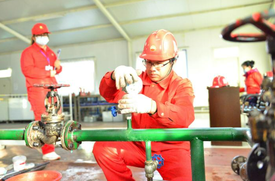 遼河油田“活水計(jì)劃” 激活人才“一池春水”