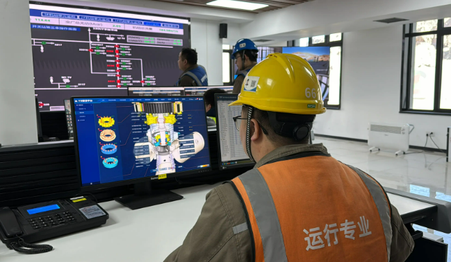 AI賦能 “綠電”澎湃——探訪黃河上游“AI智慧水電站”