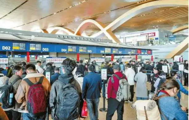 春節(jié)假期云南省客運(yùn)量大幅增長(zhǎng) 總體運(yùn)行平穩(wěn)有序