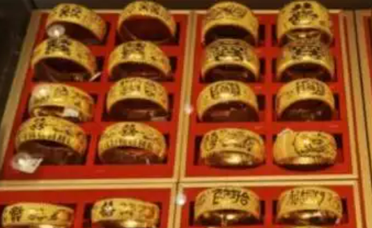 金飾價格站上每克870元上方