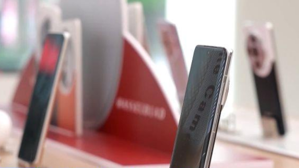 超15家芯片廠商適配DeepSeek模型！朋友圈持續(xù)“擴(kuò)容”