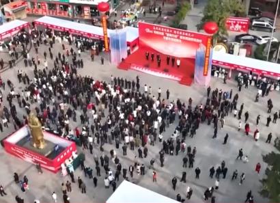 “擼起袖子加油干”！各地開工復(fù)產(chǎn)節(jié)奏加快 用工市場“熱火朝天”