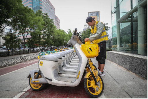 開新能源車、淘二手好物、選小份菜……綠色消費(fèi)成年輕人“心頭好”