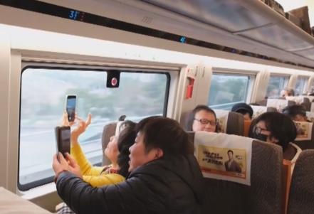 從小眾到主流，銀發(fā)游火熱！多樣需求激活多元產(chǎn)業(yè)新引擎