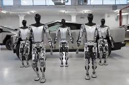 車企競逐人形機(jī)器人賽道 技術(shù)復(fù)用與場景拓展成關(guān)鍵