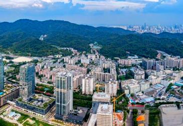 全面推動(dòng)“強(qiáng)區(qū)促鎮(zhèn)帶村”，加力提速“百千萬(wàn)工程”　廣州繪就城鄉(xiāng)區(qū)域協(xié)調(diào)發(fā)展“實(shí)景圖”