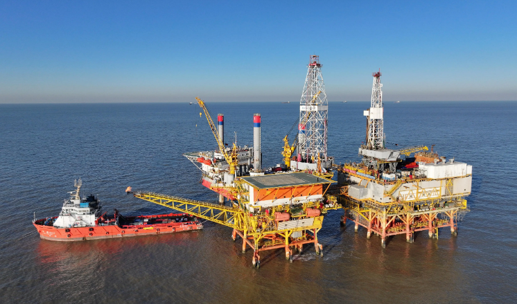 我國海上最老在生產(chǎn)油田總產(chǎn)量超計(jì)劃運(yùn)行