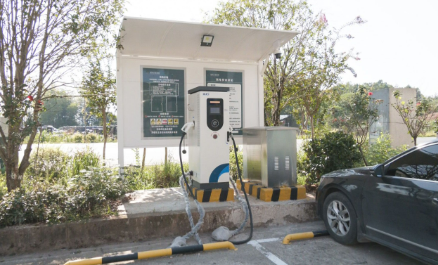 三部門(mén)推動(dòng)農(nóng)村地區(qū)改善充電基礎(chǔ)設(shè)施 今年計(jì)劃支持七十五個(gè)試點(diǎn)縣