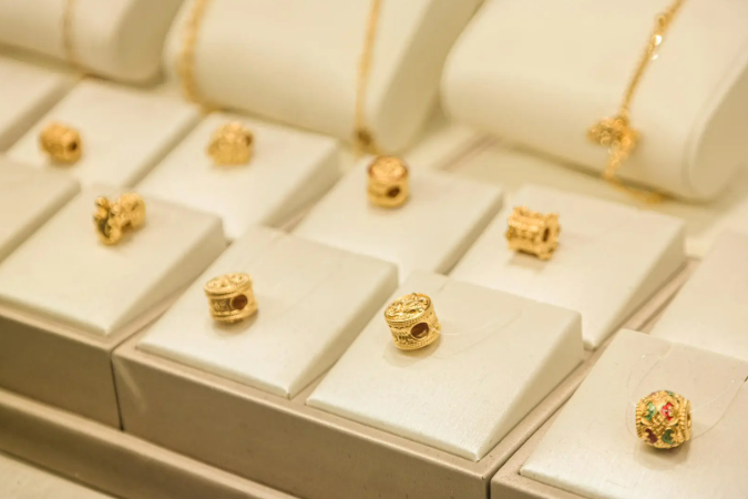 年輕人消費(fèi)“含金量”提升，黃金市場(chǎng)“小而美”產(chǎn)品熱銷