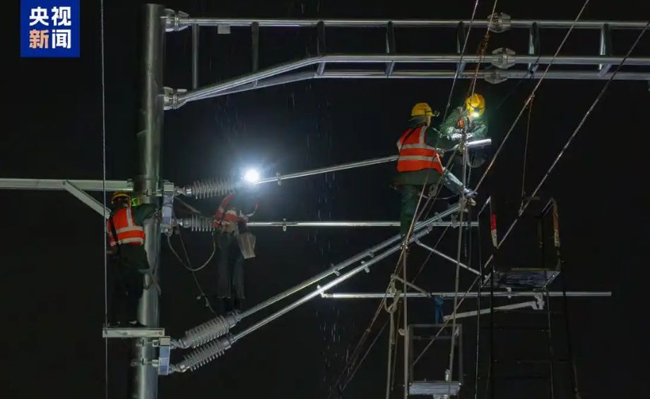 渝廈高鐵重慶段成功接入國家“八縱八橫”鐵路網(wǎng)