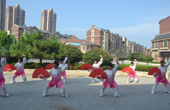 設(shè)施近民 老幼同惠 科技賦能——代表委員話“十四五”全民健身計(jì)劃實(shí)施成效