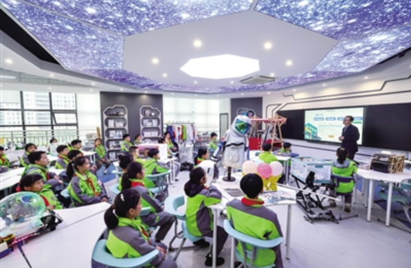 人工智能打開(kāi)基礎(chǔ)教育新空間