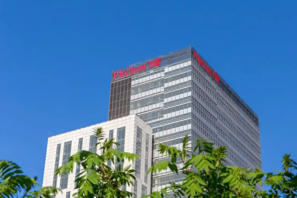 頭發(fā)絲上起高樓，智造中國“爭氣芯”