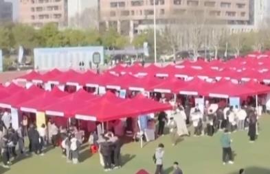 技術(shù)崗領(lǐng)跑！新產(chǎn)業(yè)帶動(dòng)就業(yè)潛力 就業(yè)市場(chǎng)供需兩旺