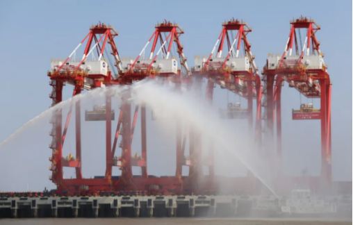 “三港一航”海上高速FAST航線在上海港啟航