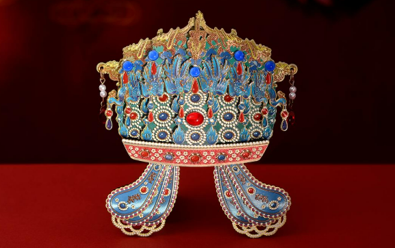 鳳冠冰箱貼走紅折射文旅消費(fèi)新趨勢(shì)