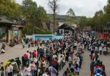 四川A級(jí)景區(qū)清明迎客超1274萬(wàn)人次