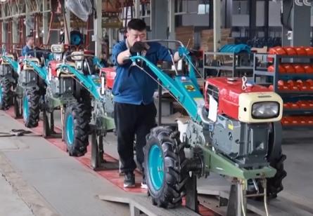 中國農機“出?！迸艹黾铀俣?></a></div><!-- img end -->	<div   id=