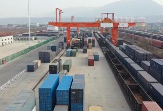 裝備產(chǎn)業(yè)鏈上下游企業(yè)能力強(qiáng)、產(chǎn)品優(yōu) 助力中國外貿(mào)向“新”而行