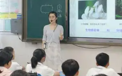 教育部：建立健全與人口變化相適應(yīng)的基礎(chǔ)教育資源統(tǒng)籌調(diào)配機制