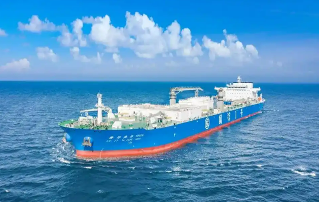 乘風(fēng)破浪 國產(chǎn)海空裝備“新生代”密集登場