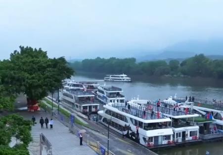 多地旅游市場(chǎng)向“新”行釋放新活力 “五一”假期澎湃消費(fèi)新動(dòng)能