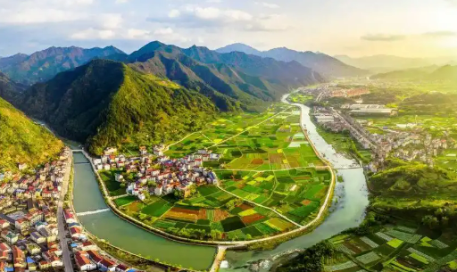 傳統(tǒng)文化碰撞現(xiàn)代創(chuàng)意 浙江探索鄉(xiāng)村文旅融合新路徑