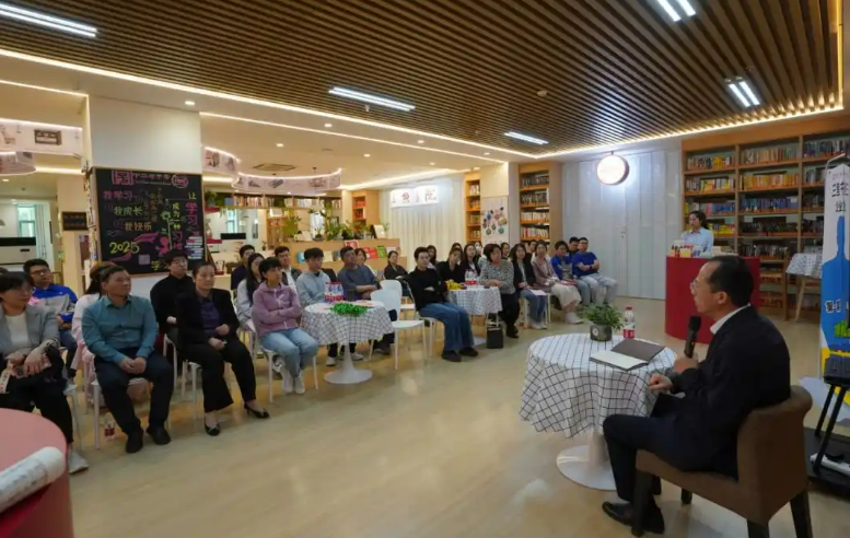 工運百年 薪火相傳—力生制藥開展企業(yè)文化分享會活動