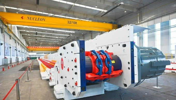 全球首套8兆瓦智能刮板輸送機獲國家認證正式上市