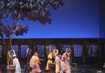 全國消費(fèi)市場繁榮活躍 文化“魅力+活力”添彩“五一”假期