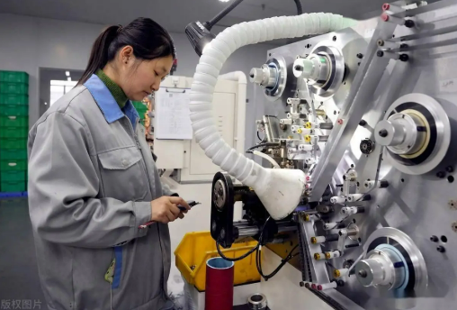 多地“專精特新”專板接連開(kāi)板 助力創(chuàng)新科技企業(yè)揚(yáng)帆