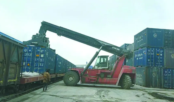 青海一季度外貿(mào)動能強(qiáng)勁 進(jìn)出口總值同比增長87.8%