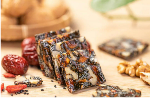 市場規(guī)模已突破千億元 養(yǎng)生零食業(yè)迎來發(fā)展黃金期