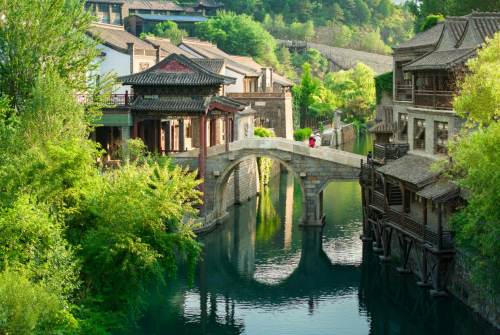 雙軌敘事賦能代際共鳴，古北水鎮(zhèn)雙節(jié)同慶再譜文旅新篇