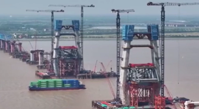 “兩重”建設(shè)加力提速 政策效果持續(xù)顯現(xiàn)