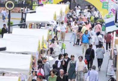 產(chǎn)業(yè)“強(qiáng)”、消費(fèi)“旺” “新”消費(fèi)熱潮涌動 催生經(jīng)濟(jì)新動能