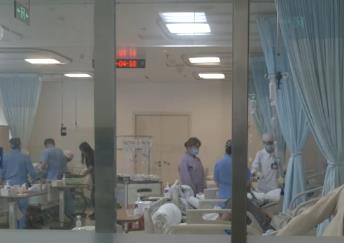 “AI+醫(yī)療”規(guī)?；瘧?yīng)用“加速跑” AI健康管理迎來爆發(fā)期形成萬億級市場