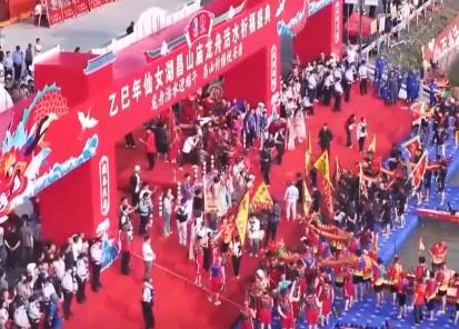 端午周邊產(chǎn)品產(chǎn)銷旺 傳統(tǒng)節(jié)日新鮮創(chuàng)意撬動(dòng)經(jīng)濟(jì)發(fā)展新“引擎”