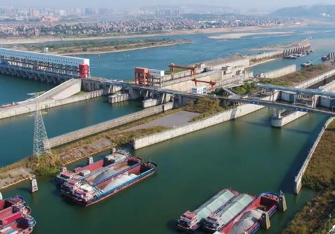 刷新歷史紀(jì)錄！廣西長洲船閘單月過貨量突破2444萬噸