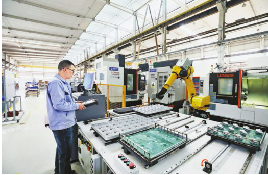 重慶啟動(dòng)中小企業(yè)“千帆出?！毙袆?dòng)