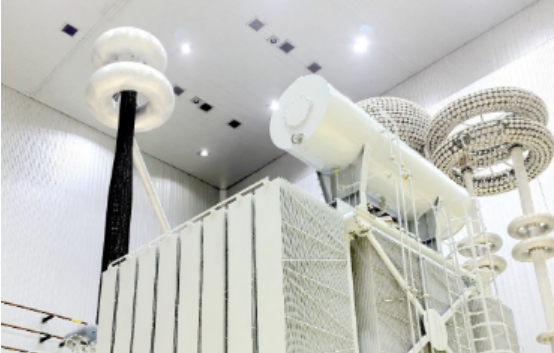 國(guó)際領(lǐng)先 世界首臺(tái)1100千伏/320兆乏低噪聲并聯(lián)電抗器通過(guò)鑒定