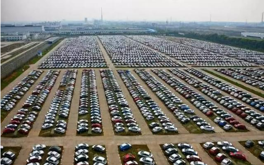 政企銀聯(lián)動 湖北汽車產(chǎn)業(yè)出?！凹铀倥堋?></a></div><!-- img end -->	<div   id=