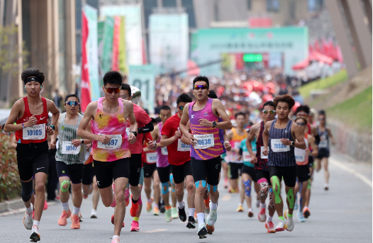 馬拉松“越辦越多” 盲目跟風暴露多重問題