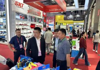 多維發(fā)力助力經(jīng)濟(jì)穩(wěn)增長(zhǎng) 浙江建德上半年招商外貿(mào)實(shí)現(xiàn)“雙輪驅(qū)動(dòng)”