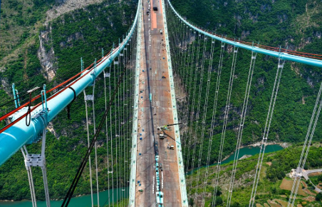 在建世界最高橋成功拆除貓道 通車進(jìn)入倒計時