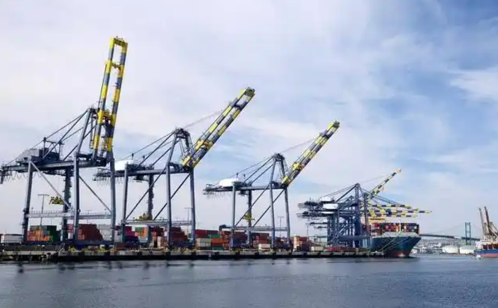 “藍(lán)色引擎”點燃發(fā)展動力——天津航運產(chǎn)業(yè)高質(zhì)量發(fā)展觀察